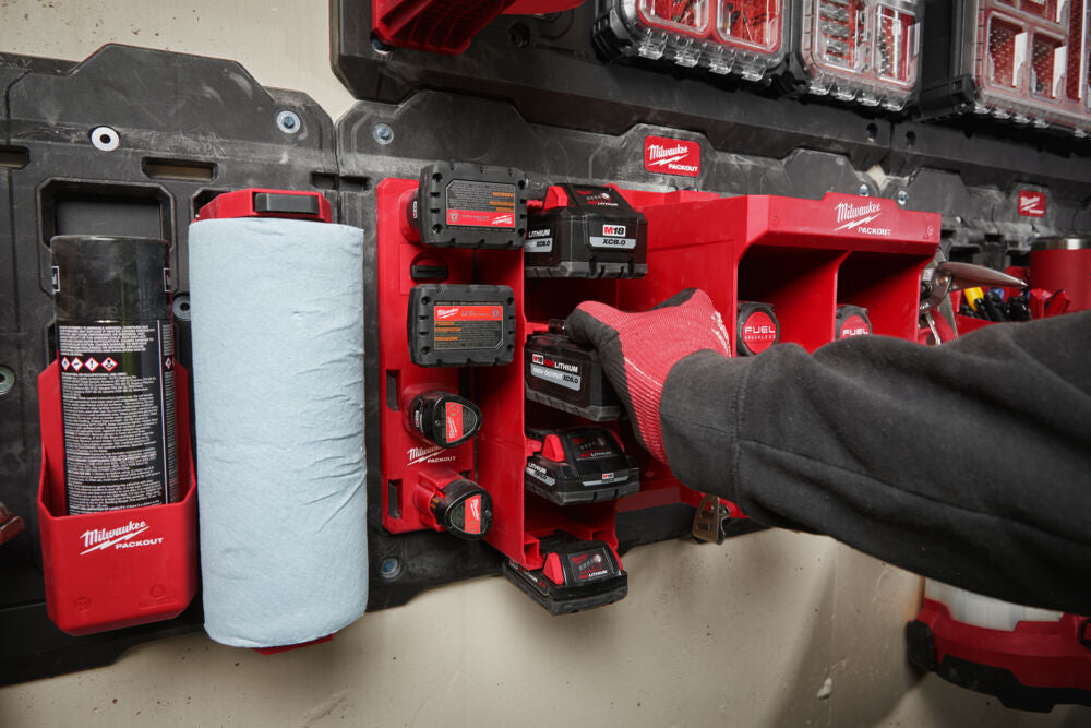 Milwaukee 4932480709 - Portabatterie M18 per sistema a parete Packout 