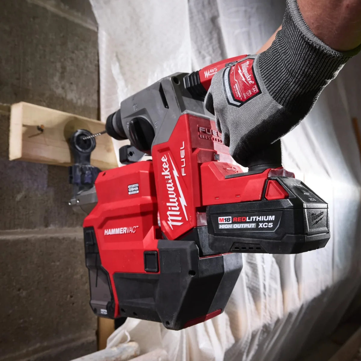 Milwaukee M18 HB5-CR Batteria HIGH OUTPUT 5.0 Ah 18V resistente agli agenti chimici