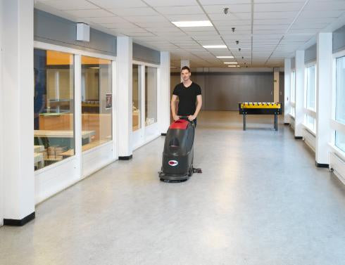 Nilfisk AS510B - Lavasciuga a batteria 24V per ambienti di medie dimensioni 
