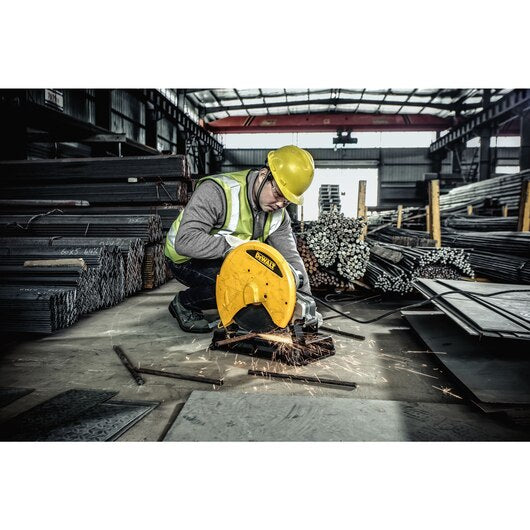 Troncatrice a disco per metalli Dewalt D28710