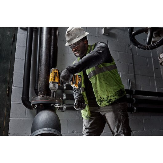 Dewalt DCF900P2T-QW - Avvitatore a impulsi a batteria 18V - 2 batterie da 5AH