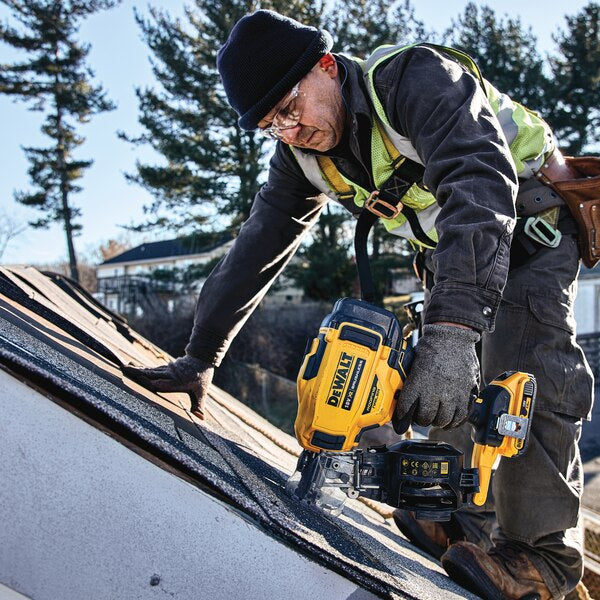 Dewalt DCN45RND2-QW - Chiodatrice per tetti 18V XR