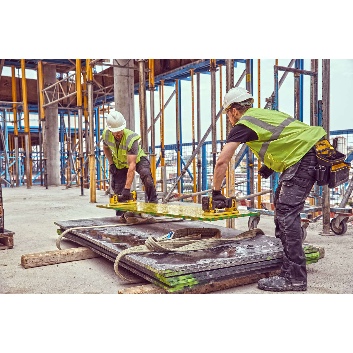 Dewalt DCE590N-XJ - Sollevatore a vuoto 18V - solo corpo