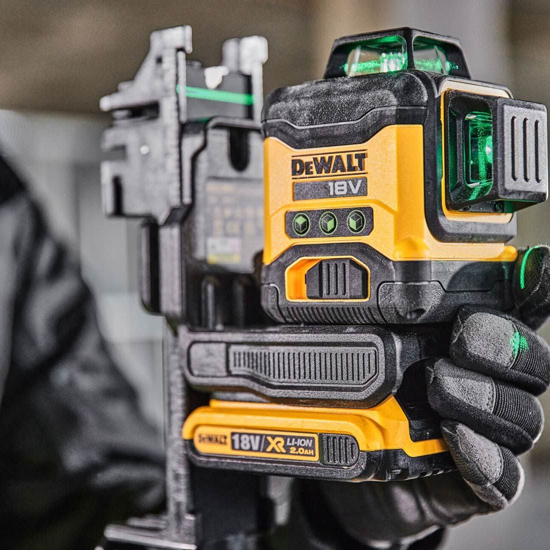 Dewalt DCLE34031D1-QW - Livella laser tracciatore a batteria 18V a 3 linee 360 