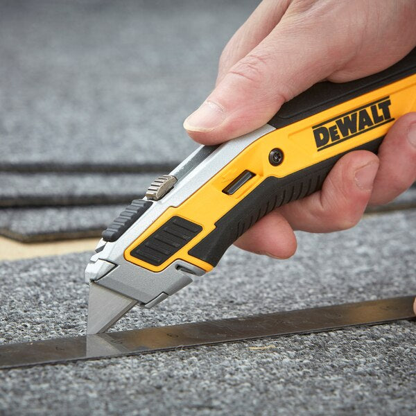 Dewalt DWHT0-10295 - Cutter / Taglierino premium a lama retrattile