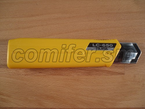 Cutter taglierino Tajima LC650 (25mm)