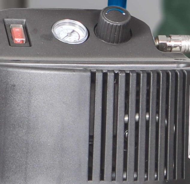 Scheppach hc24v Compressore verticale 24 litri 1,5 hp compatto , 220v , 1500w , senza olio