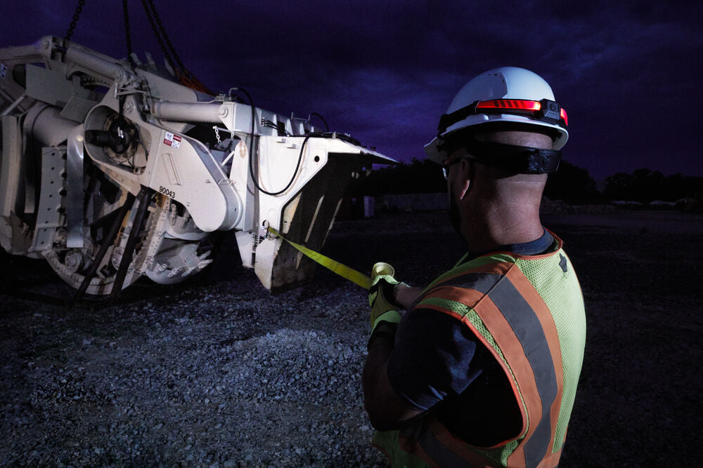 Milwaukee L4 HL-VIS-201