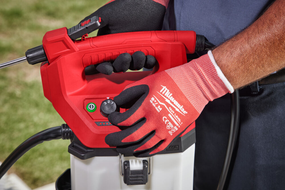 Milwaukee M12 BHCS3L-201 - Pompa irroratrice a batteria 12V per agenti chimici - 1 x 2Ah