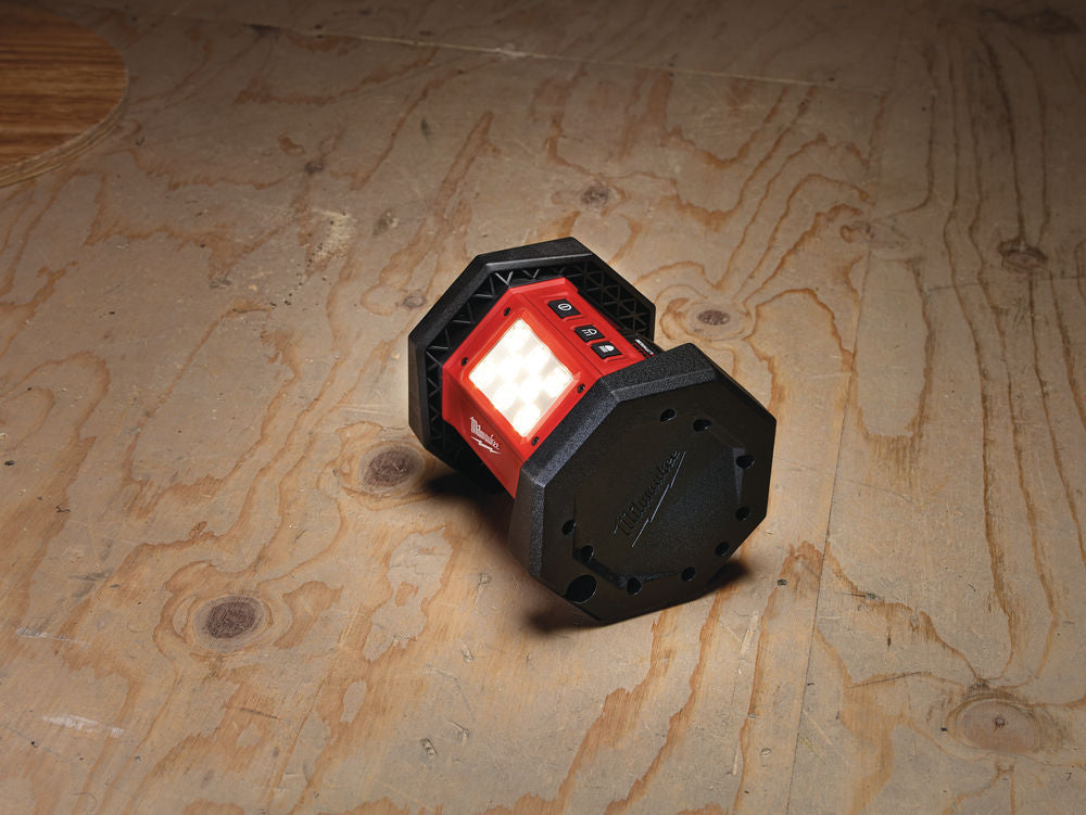 Milwaukee M18 AL-0 - Faro Led a batteria M18, solo corpo