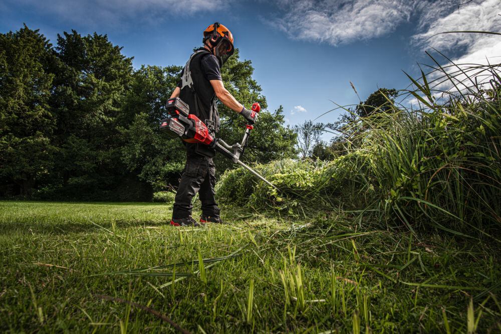 Milwaukee M18 F2BCU-0 - Decespugliatore bike filo/lama a doppia batteria 18V FUEL - solo corpo 