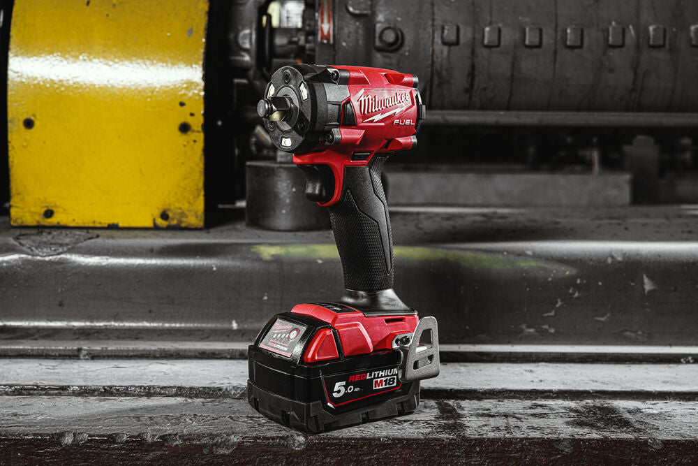 Milwaukee M18 FIW2F12-502X Fuel - Avvitatore ad impulsi a batteria 1/2"