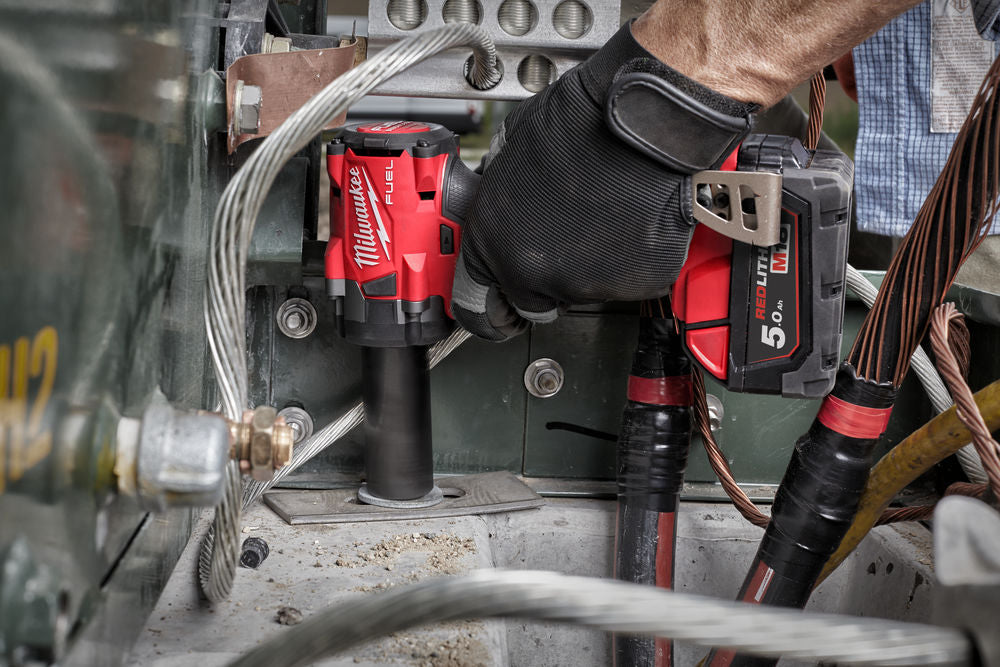 Milwaukee M18 FIW2F12-502X Fuel - Avvitatore ad impulsi a batteria 1/2"