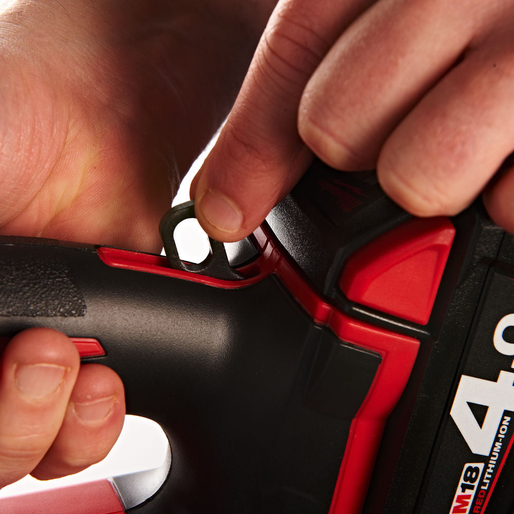 Milwaukee M18 GG-201C - Pistola per grasso a batteria 18V