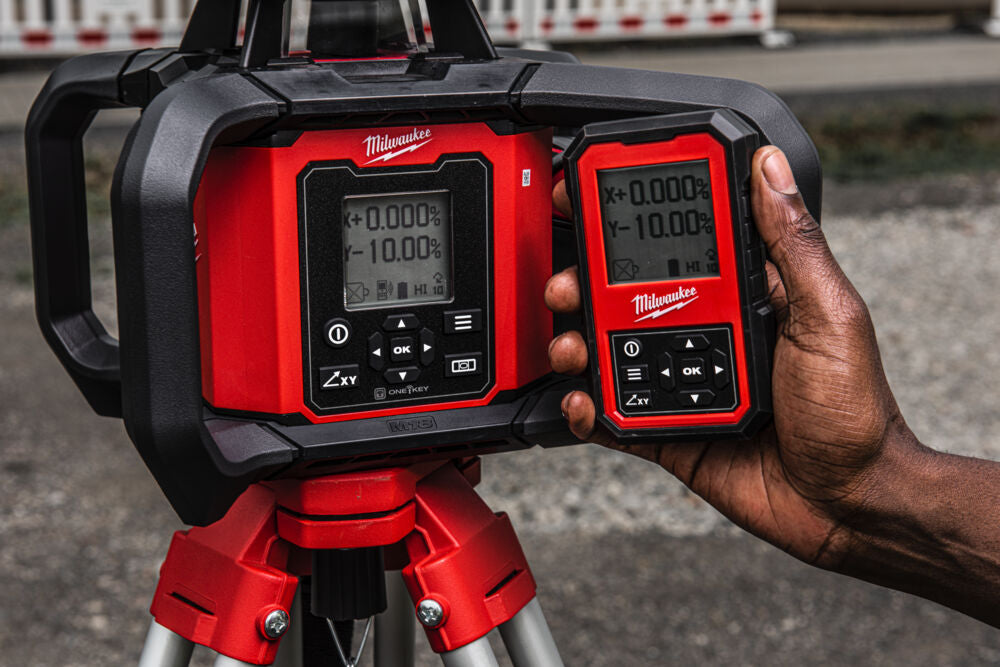 Milwaukee M18 RLOHV1200-501C - Livella laser rotante 1200 metri raggio orizzontale/verticale doppia pendenza automatica