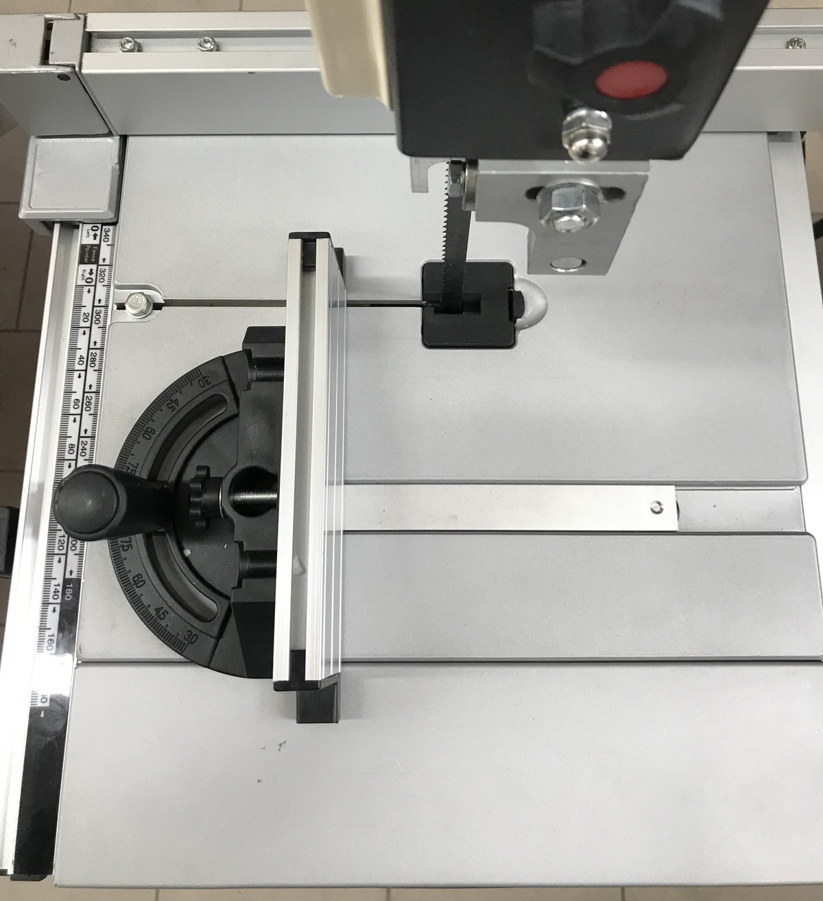 Compa BS315A - Sega a nastro verticale per legno con basamento 