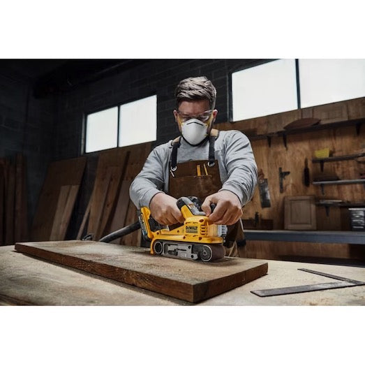 Dewalt DCW220NT-XJ - Levigatrice a nastro a batteria 18V - solo corpo