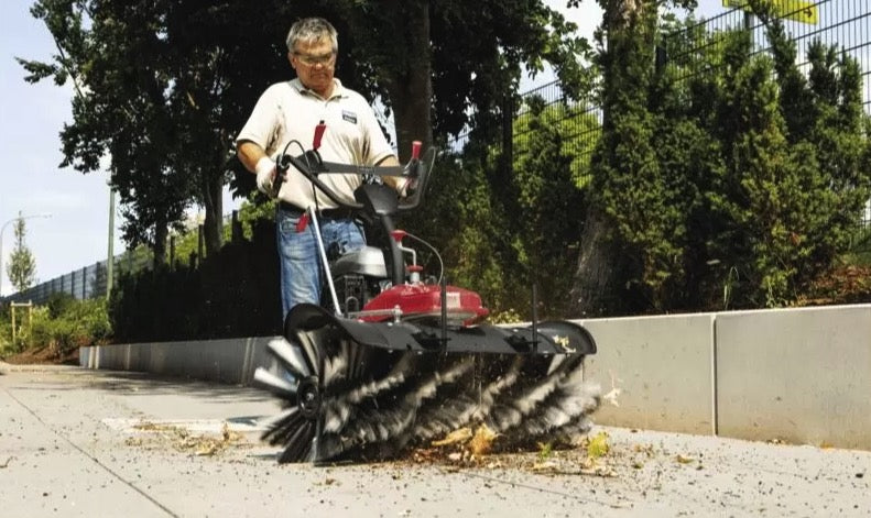 Scheppach SC2200PE - Spazzatrice a scoppio multifunzione con avviamento a scoppio 