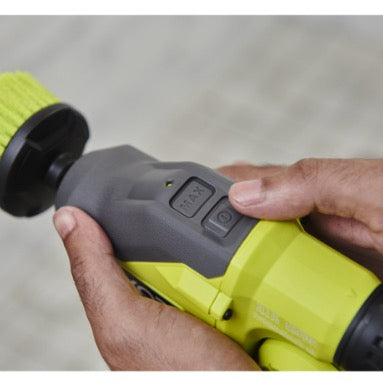Ryobi RTS4-120G - Kit Spazzola telescopica a batteria USB Lithium (1x 2.0Ah)