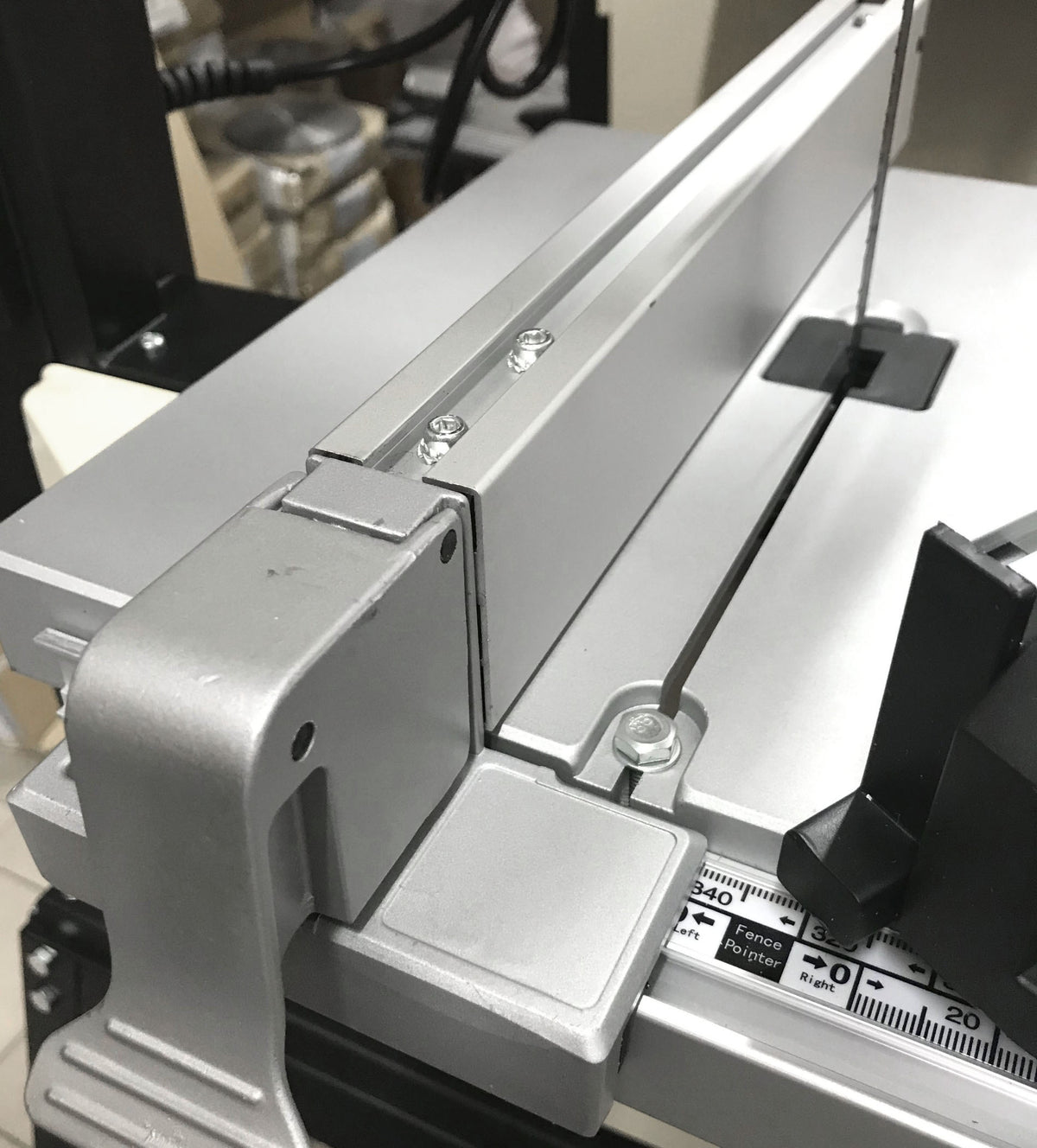 Compa BS315A - Sega a nastro verticale per legno con basamento 